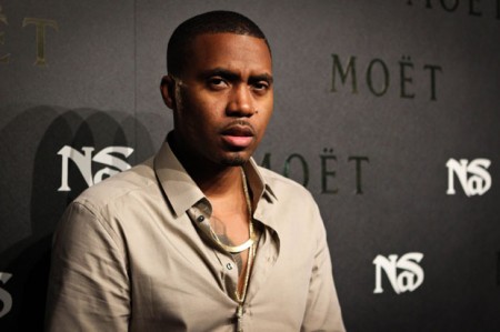 nas-speaks-with-hypebeast-life-is-good-moet-chandon-rose-lounge-event-1