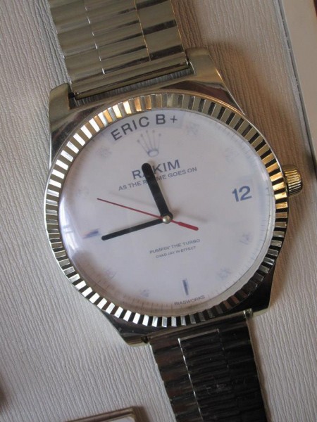 381428_522691637787004_1510548230_n